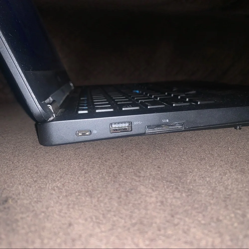 DELL LATITUDE 5490 i5 8TH GEN 16 GB RAM 256 SSD